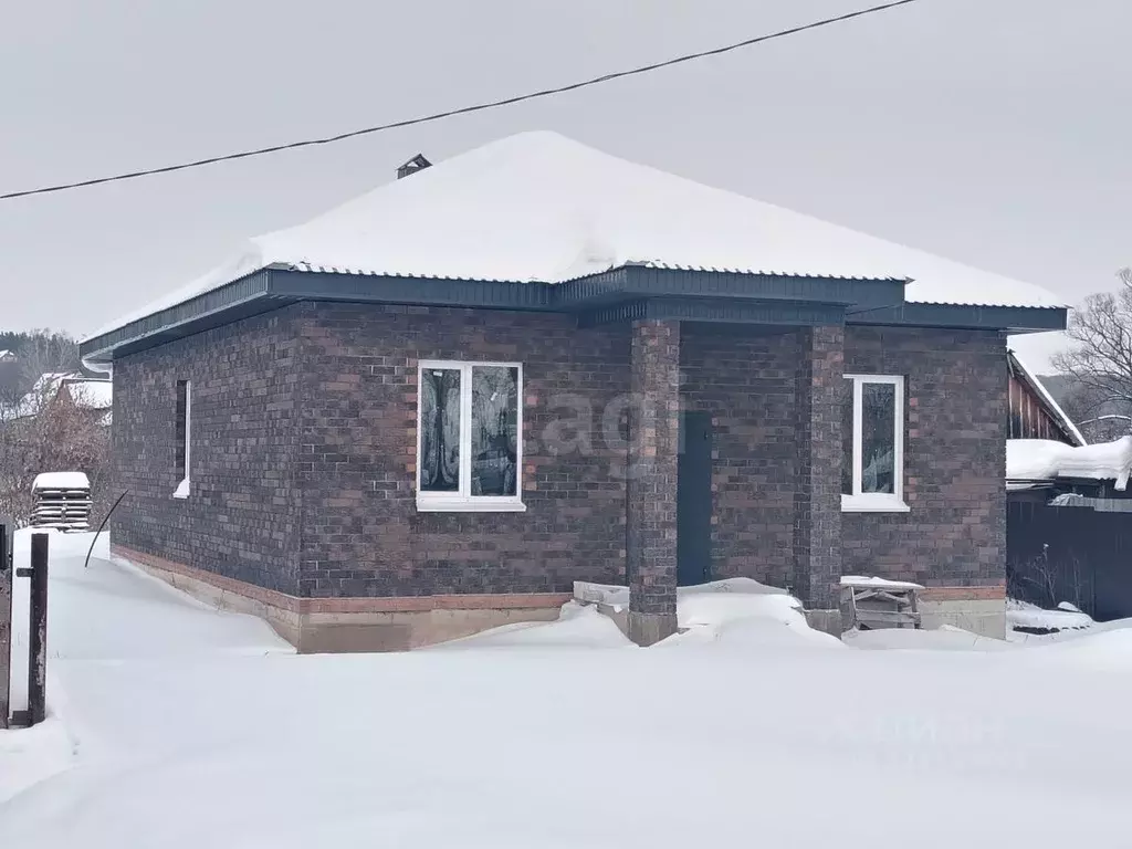 Дом в Башкортостан, Уфимский район, Русско-Юрмашский сельсовет, с. ... - Фото 1