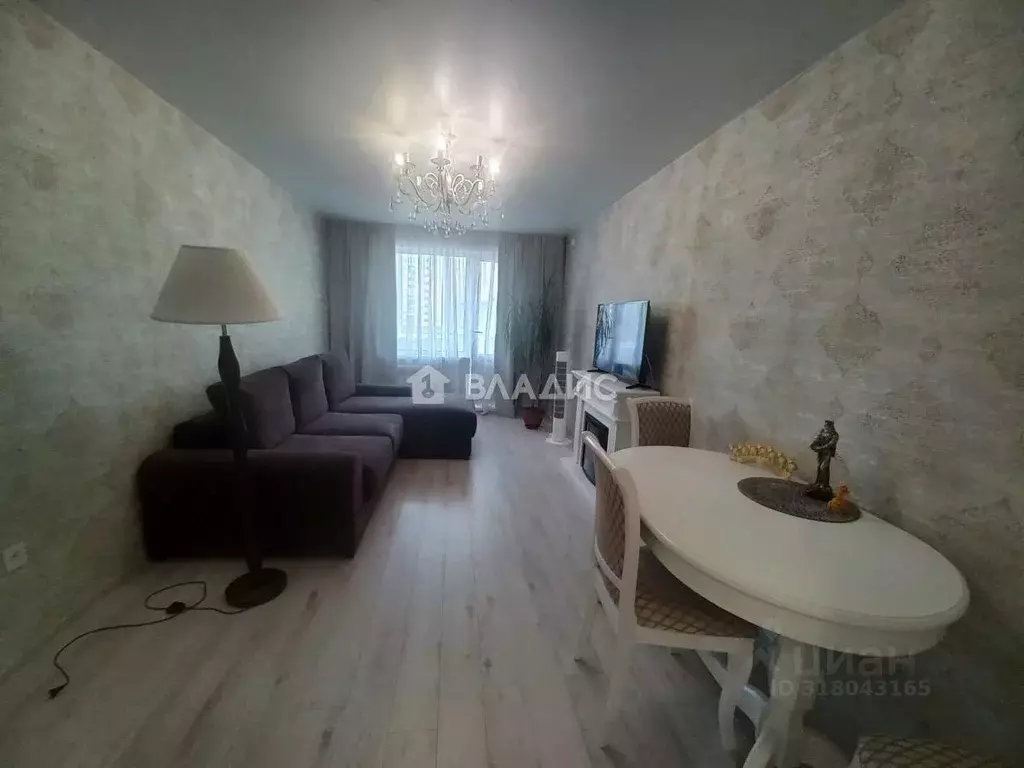 2-к кв. Иркутская область, Ангарск 18-й мкр, 7 (50.0 м) - Фото 0