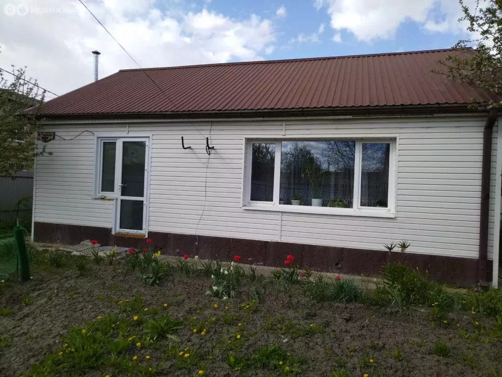 Дом в посёлок городского типа Нарышкино, улица 129-й Стрелковой ... - Фото 0