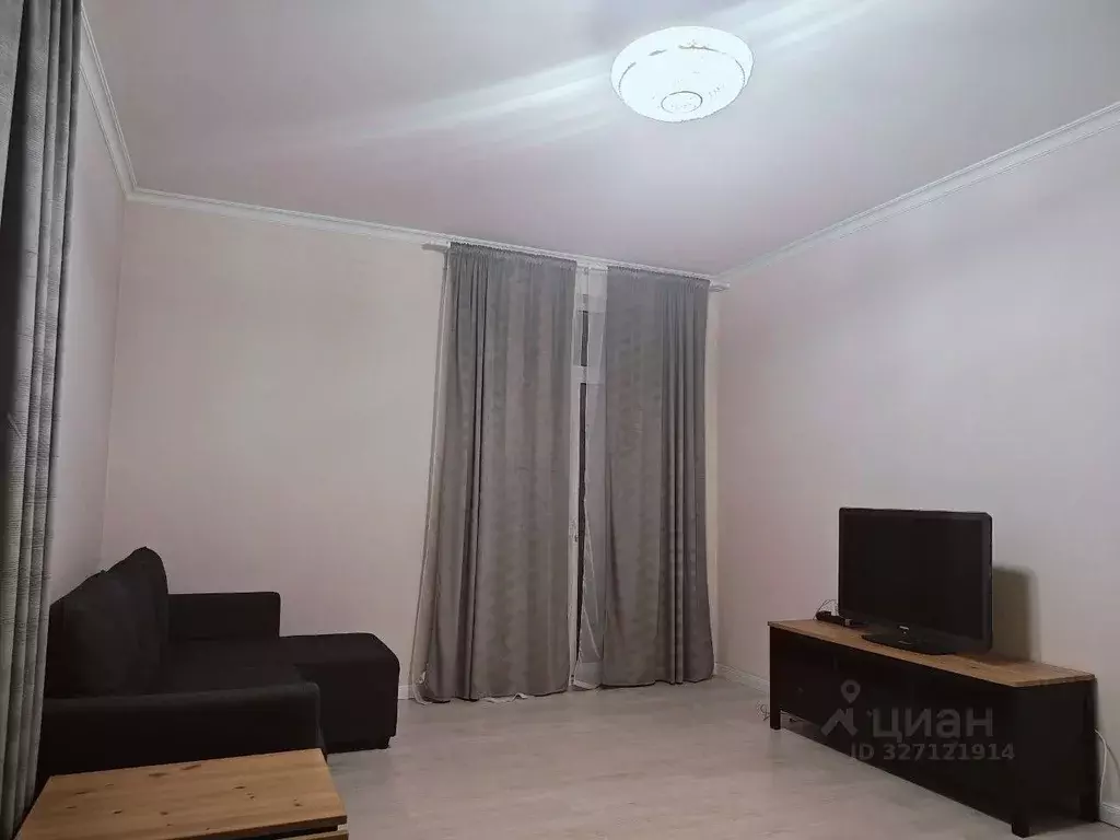 3-к кв. Московская область, Красногорск ул. Липовой Рощи, 4к2 (64.0 м) - Фото 1