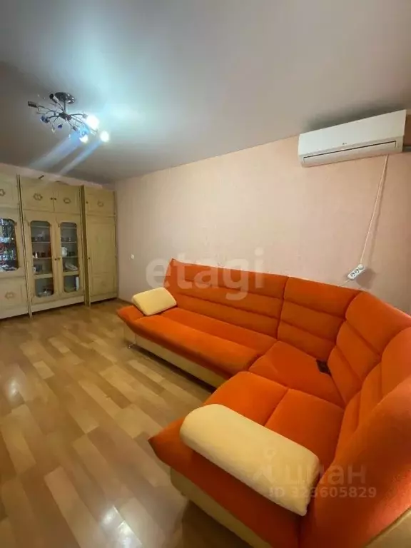 2-к кв. Саратовская область, Энгельс просп. Строителей, 3 (48.0 м) - Фото 1