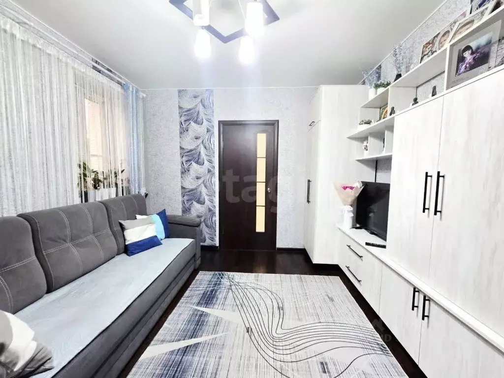 4-к кв. Белгородская область, Валуйки Гвардейская ул., 20 (43.1 м) - Фото 1