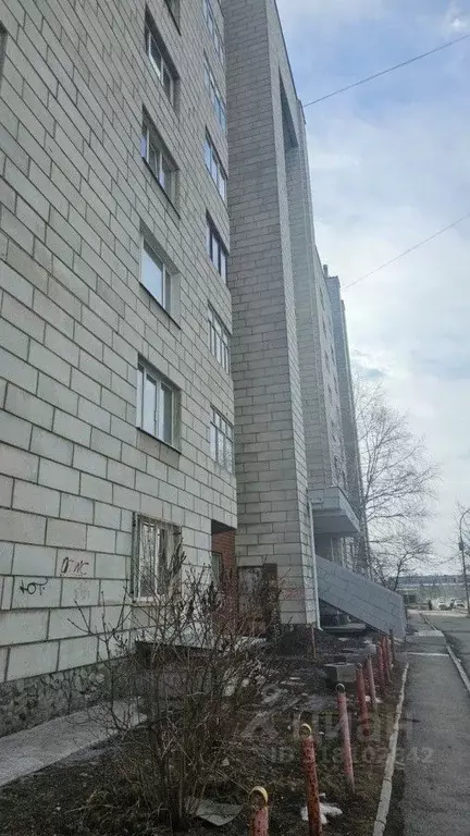 3-к кв. Свердловская область, Екатеринбург ул. Опалихинская, 31 (67.5 ... - Фото 0