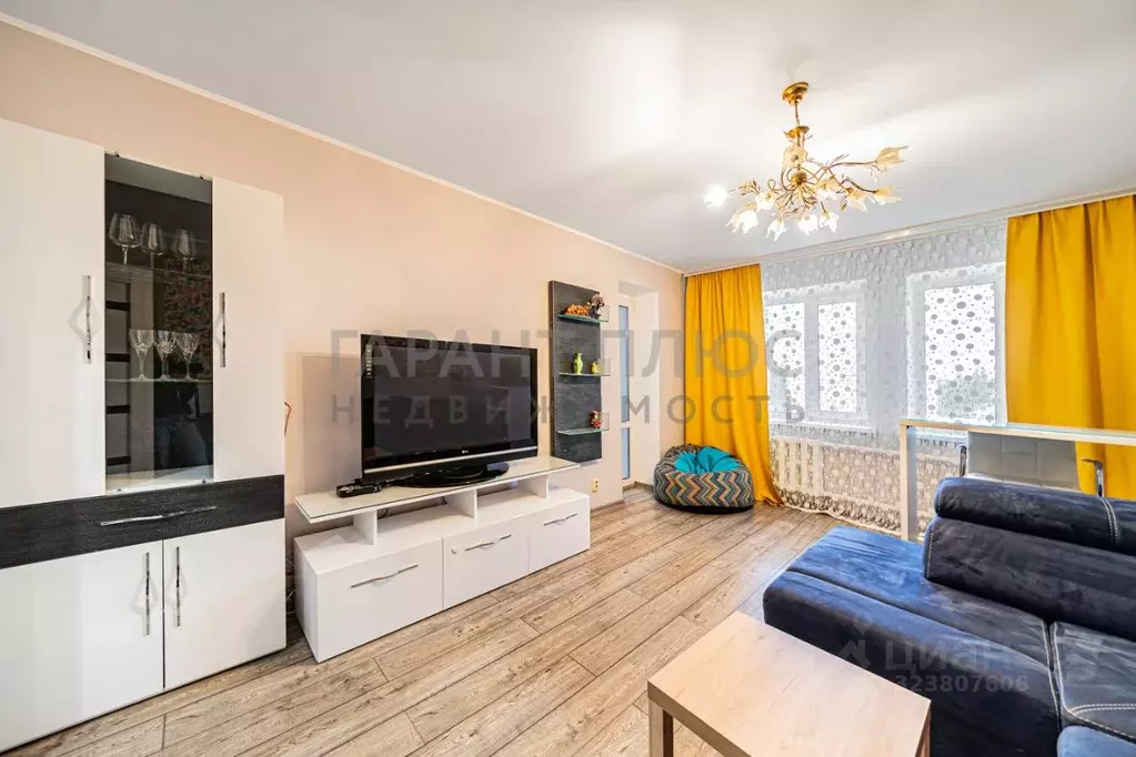 2-к кв. Липецкая область, Липецк просп. Победы, 71 (77.0 м) - Фото 1