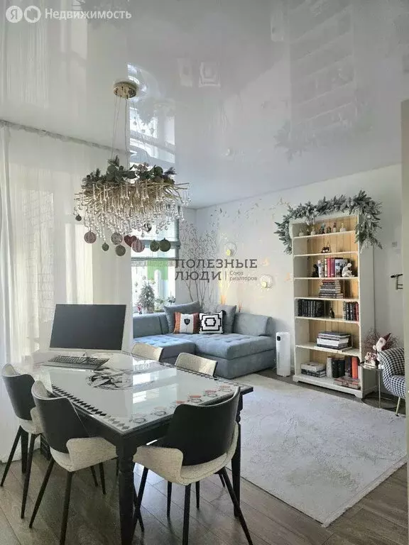 3-комнатная квартира: Казань, улица Нигматуллина, 5 (77 м) - Фото 2