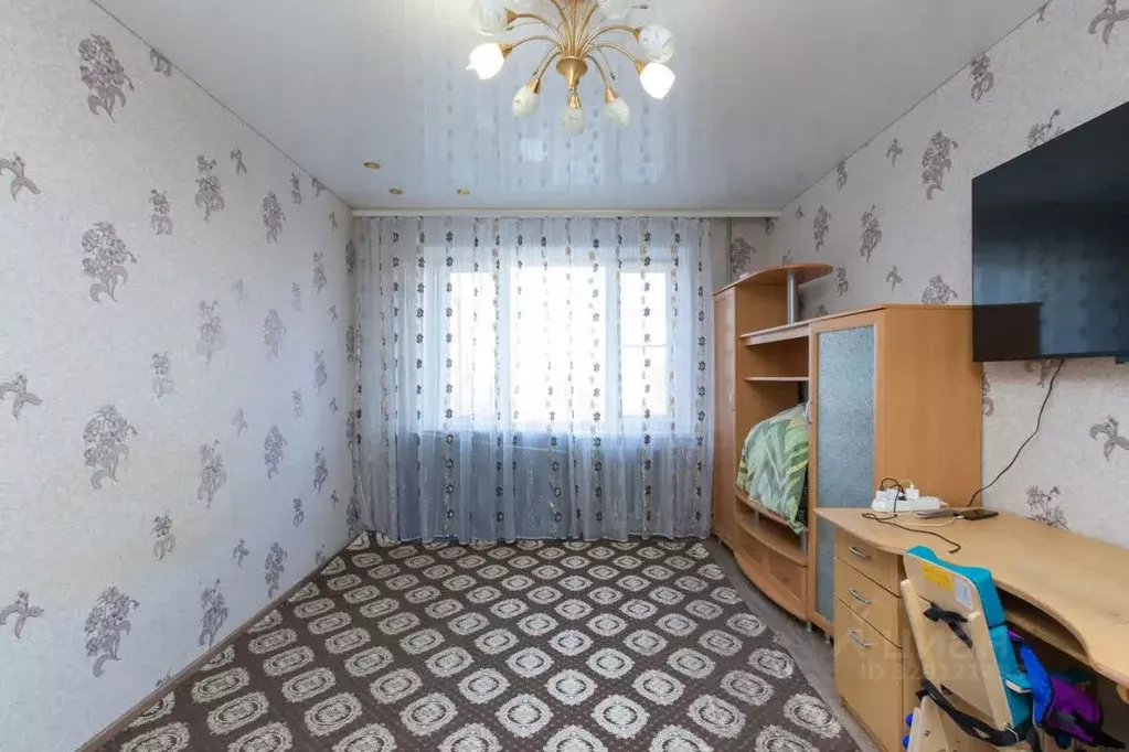 3-к кв. Тюменская область, Тюмень ул. Домостроителей, 2 (66.1 м) - Фото 1