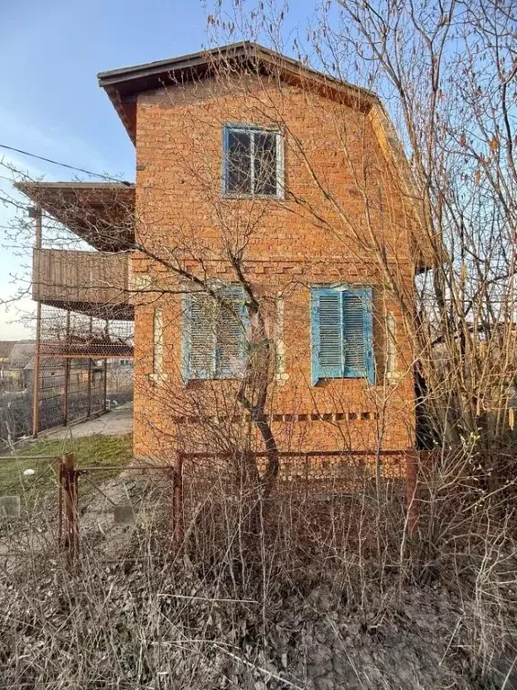 Дом в Саратовская область, Энгельсский район, Красноярское ... - Фото 1
