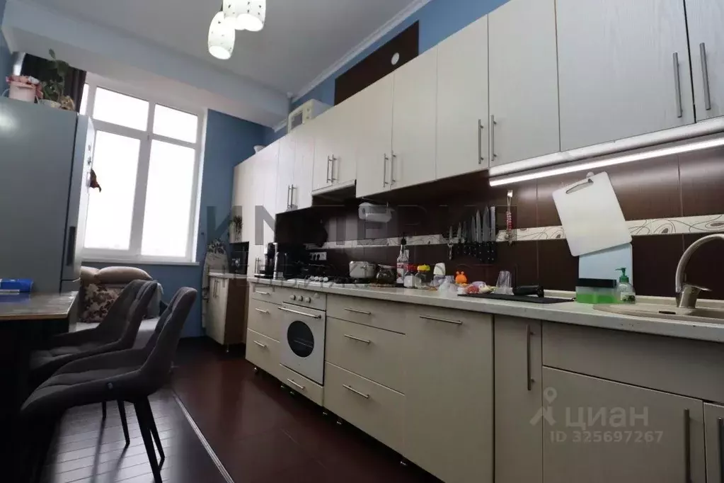 1-к кв. Крым, Симферополь ул. Тренева, 21 (48.0 м) - Фото 1