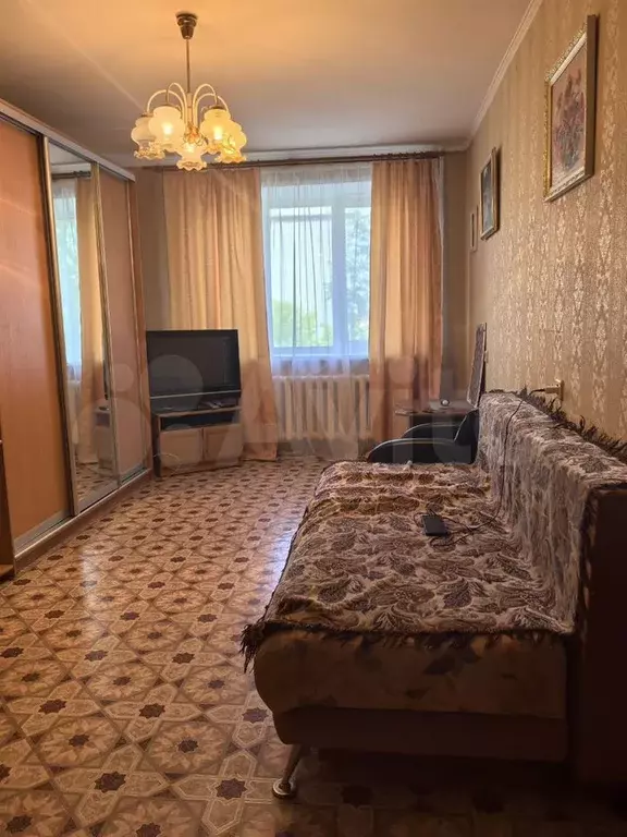1-к. квартира, 40 м, 3/10 эт. - Фото 0