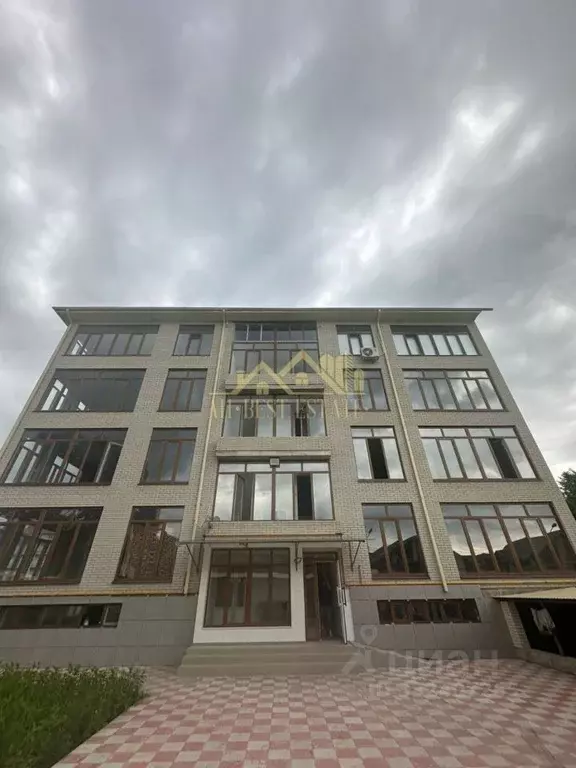 2-к кв. Северная Осетия, Владикавказ ул. Казбека Касаева, 20 (92.0 м) - Фото 1