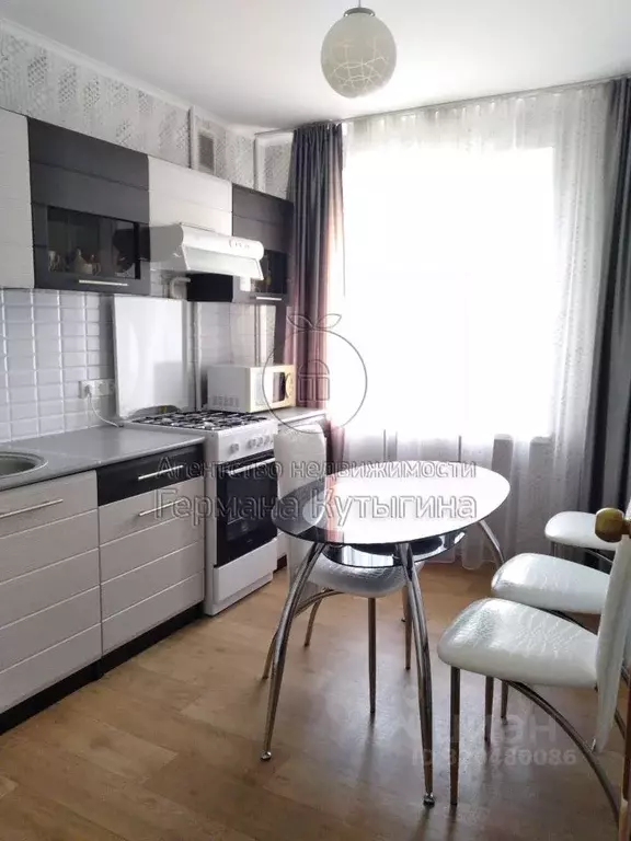 3-к кв. Волгоградская область, Волгоград ул. Германа Титова, 60 (60.0 ... - Фото 0
