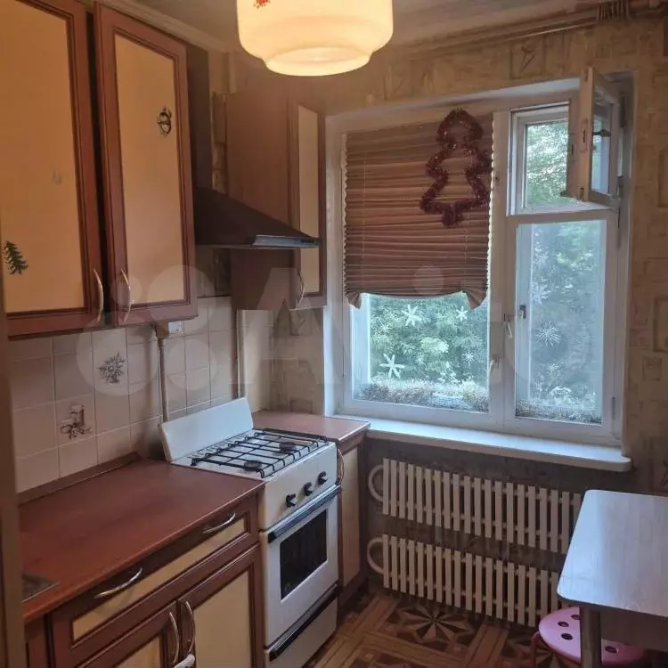 1-к. квартира, 32 м, 2/9 эт. - Фото 0