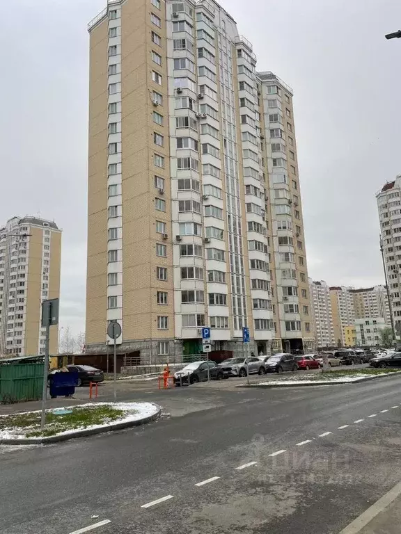 3-к кв. Москва ул. Ухтомского Ополчения, 3 (80.0 м) - Фото 0