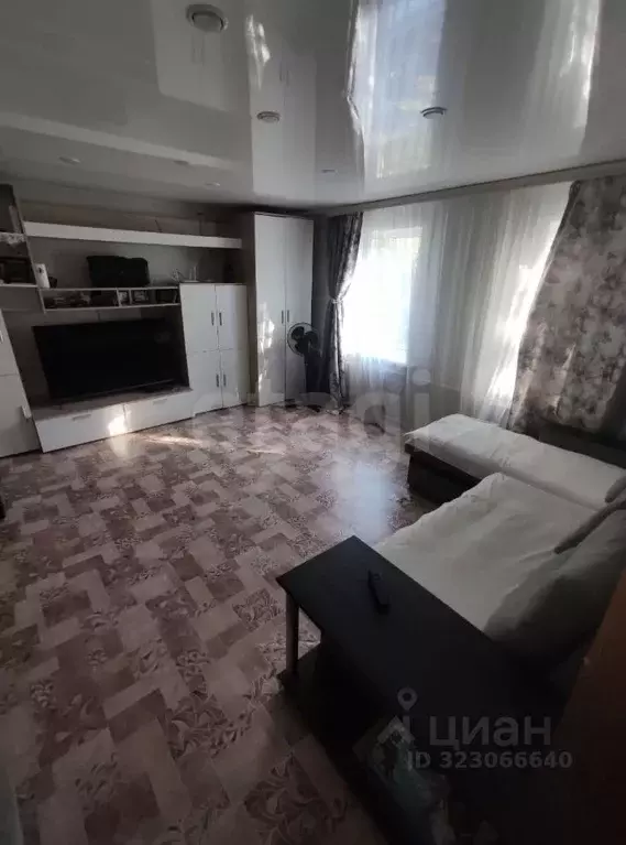 Дом в Кемеровская область, Кемерово ул. Державина (50 м) - Фото 0