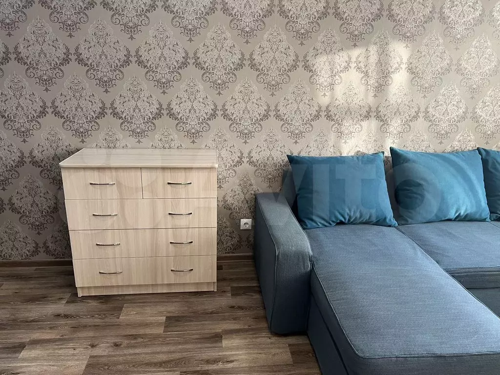 1-к. квартира, 50 м, 1/9 эт. - Фото 1