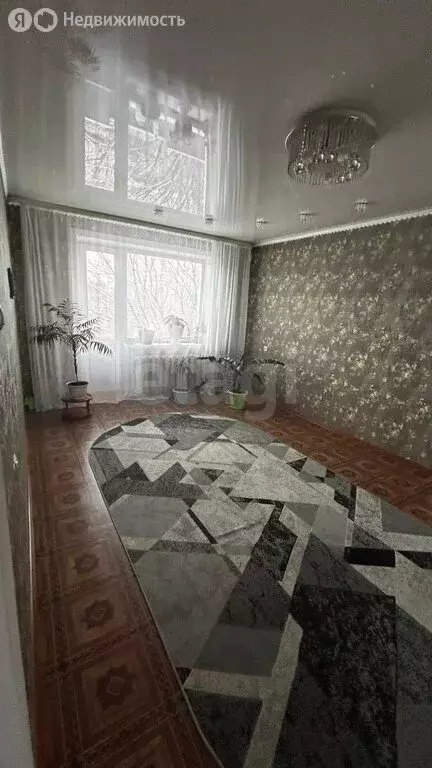 4-комнатная квартира: Райчихинск, Музыкальная улица, 36 (70 м) - Фото 1