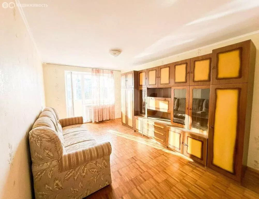 3-комнатная квартира: Феодосия, бульвар Старшинова, 25 (64.8 м) - Фото 1