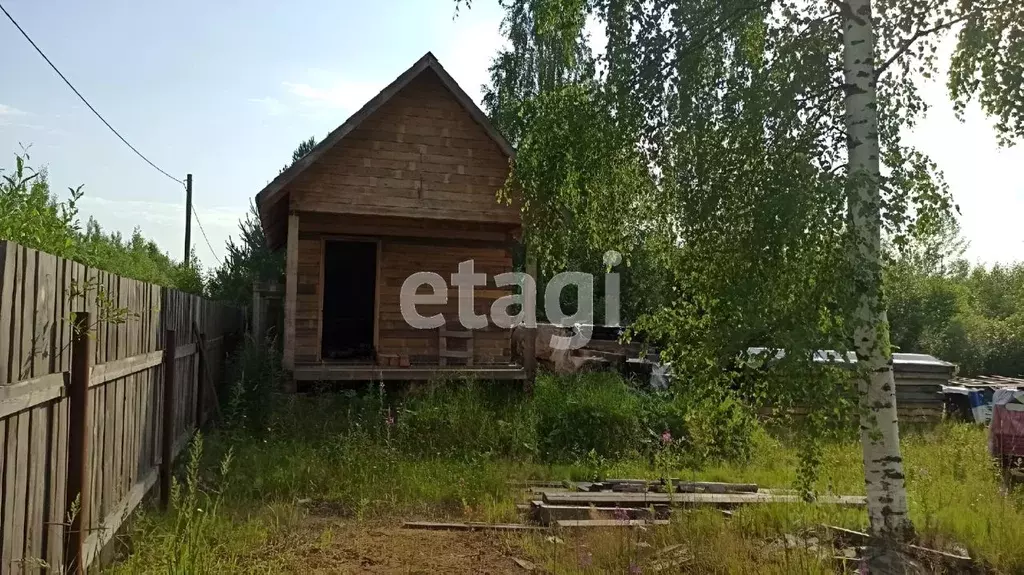 Дом в Коми, Сыктывкар городской округ, Верхняя Максаковка пгт ул. ... - Фото 1