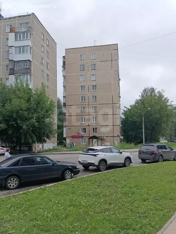 3-комнатная квартира: Пермь, улица Металлистов, 21 (61.3 м) - Фото 2