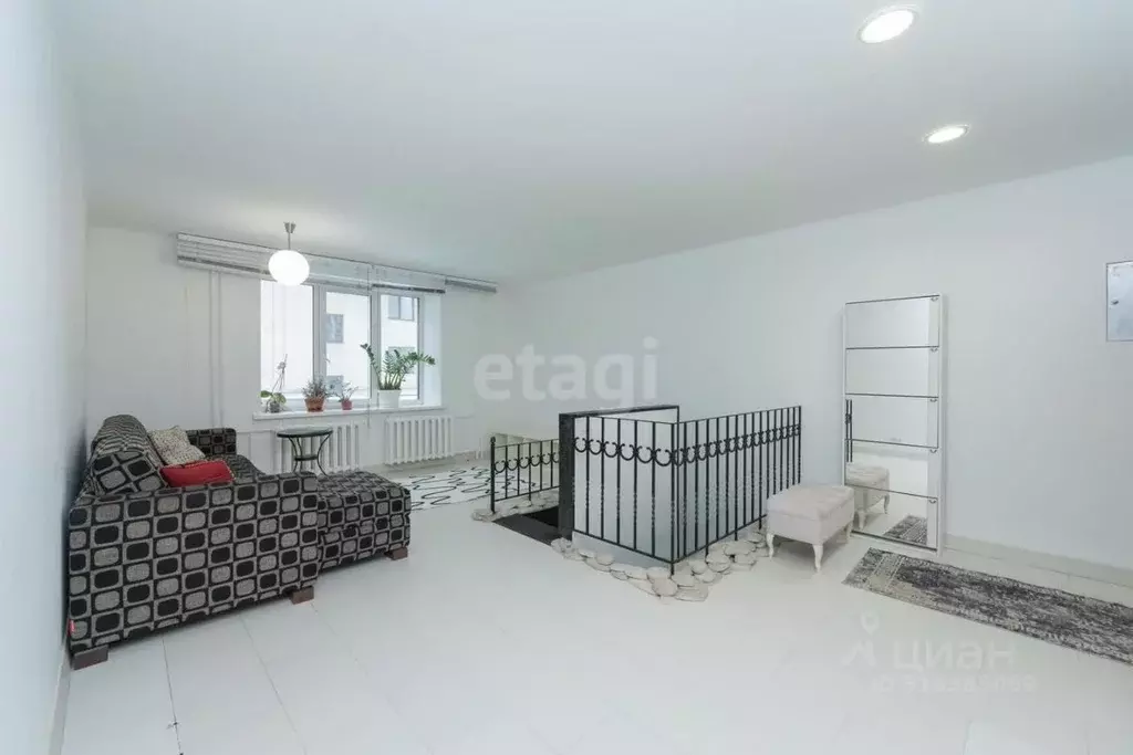 3-к кв. Пермский край, Пермь Пермская ул., 10 (90.8 м) - Фото 2