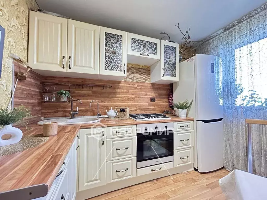 3-к кв. Татарстан, Казань ул. Академика Лаврентьева, 22 (65.5 м) - Фото 1