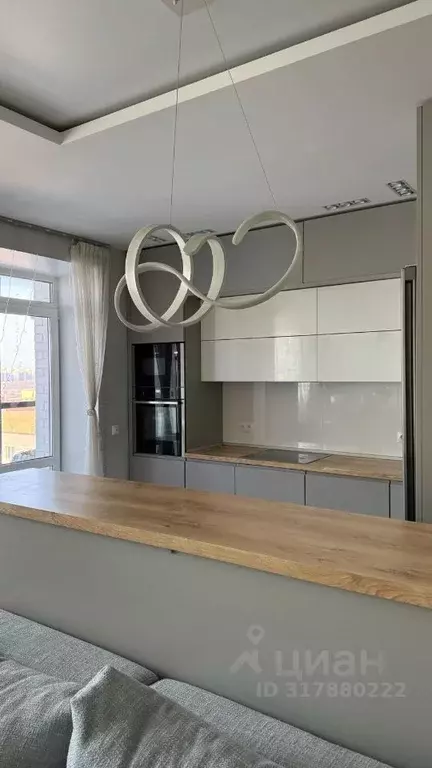 4-к кв. Омская область, Омск ул. Красный Путь, 103к4 (95.0 м) - Фото 0