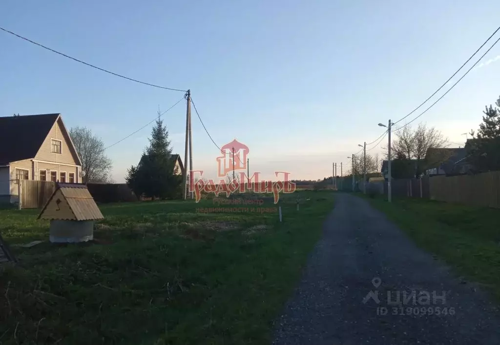Участок в Московская область, Сергиево-Посадский городской округ, д. ... - Фото 0