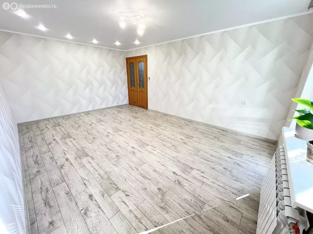 4-комнатная квартира: Йошкар-Ола, улица Строителей, 46 (79.4 м) - Фото 2