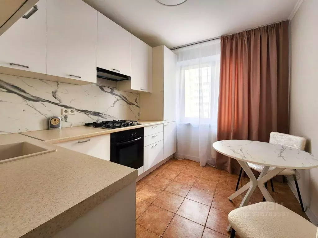 Квартира, 3 комнаты, 63.5 м - Фото 1