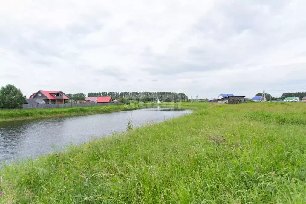 Участок в Тюменская область, Тобольский муниципальный округ, д. ... - Фото 1