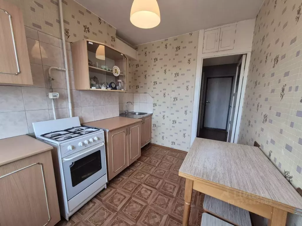 3-к кв. Омская область, Омск Заозерный мкр, ул. Глинки, 1 (60.1 м) - Фото 1