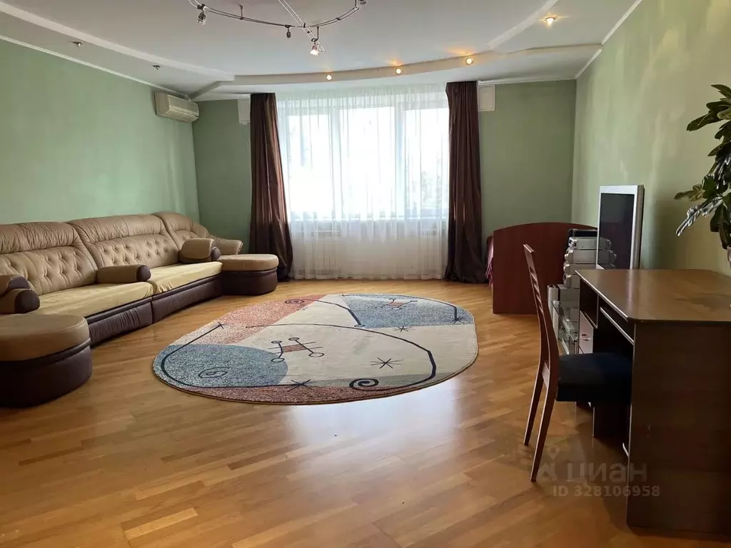 3-к кв. Башкортостан, Уфа Российская ул., 104/1 (149.0 м) - Фото 0