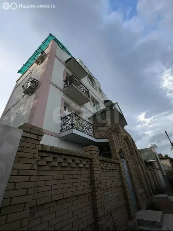 Дом в Ялта, улица Сеченова (285 м) - Фото 0