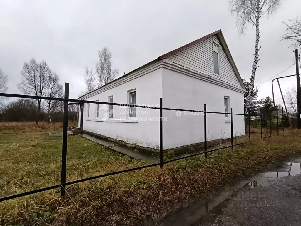 Дом в Рязанская область, Шиловский район, Мосоловское с/пос, с. ... - Фото 1