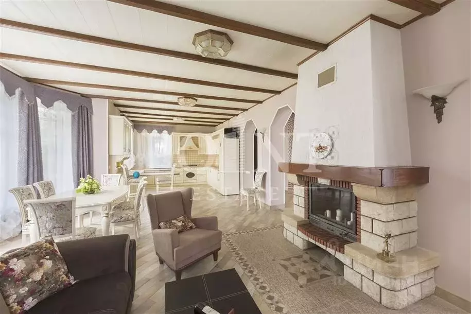 Коттедж в Московская область, Одинцовский городской округ, д. ... - Фото 2