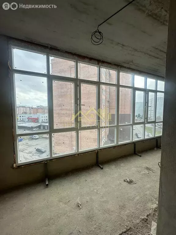 3-комнатная квартира: Владикавказ, улица Астана Кесаева, 39 (105 м) - Фото 1