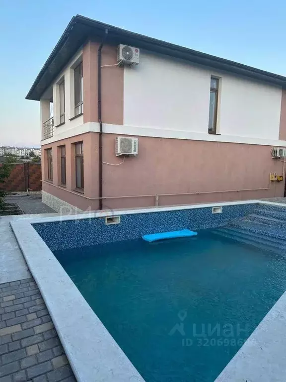 Коттедж в Севастополь ул. Учительская, 10 (249 м) - Фото 1