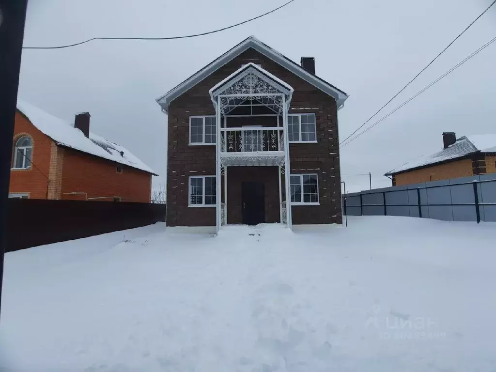 Дом в Курская область, Курский район, Моковский сельсовет, д. 1-я ... - Фото 1