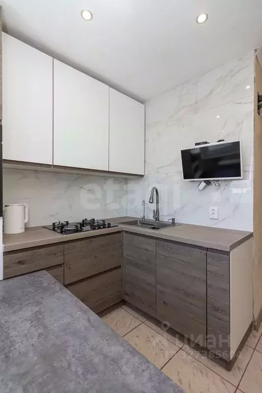 3-к кв. Тюменская область, Тюмень Рижская ул., 67 (57.2 м) - Фото 1