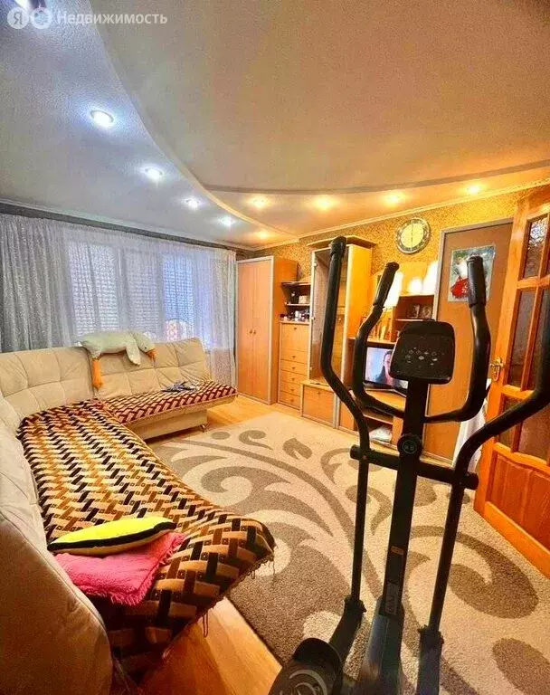 2-комнатная квартира: Усть-Лабинск, улица Агаркова, 71 (53.7 м) - Фото 0