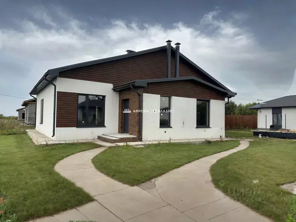 Таунхаус в Челябинская область, Магнитогорск ул. Екатерининская (69 м) - Фото 1