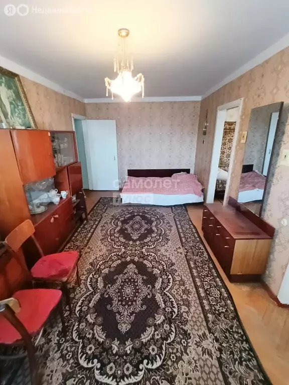 4-комнатная квартира: Нальчик, улица Суворова, 21 (63 м) - Фото 1