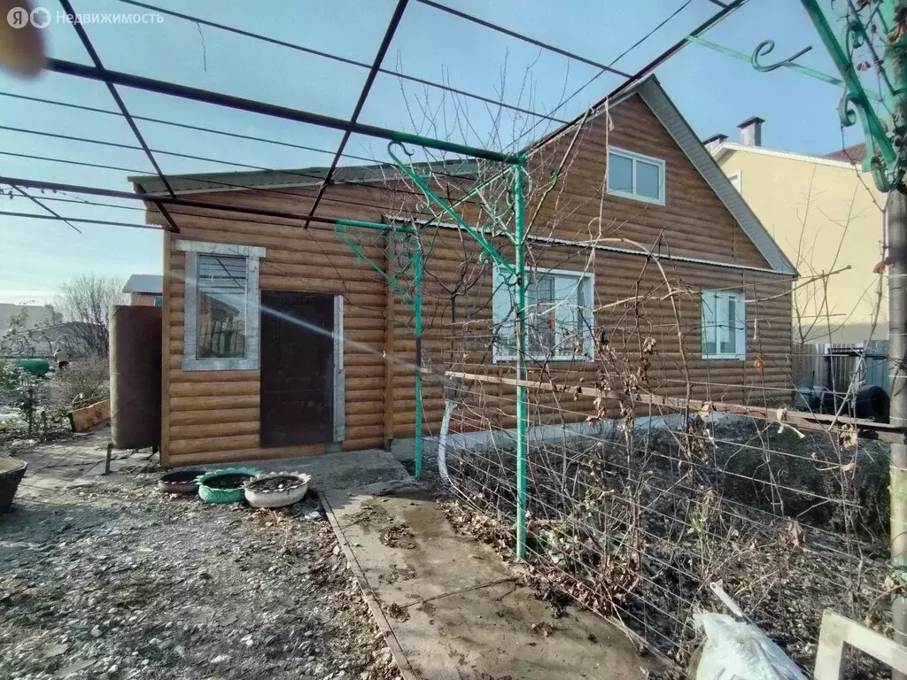 Дом в Калининград, Луганская улица, 52 (100 м) - Фото 2