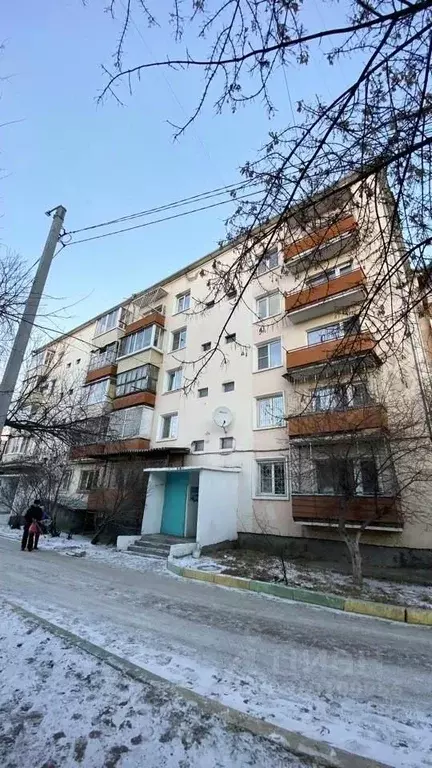 1-к кв. Бурятия, Улан-Удэ ул. Павлова, 63 (32.2 м) - Фото 0