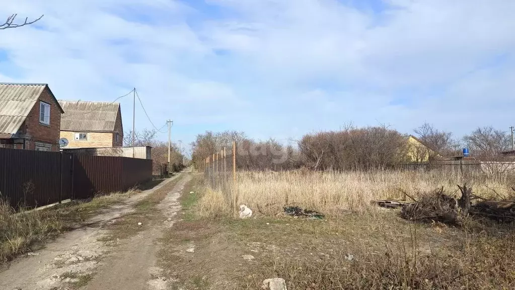 Участок в Краснодарский край, Ейское городское поселение, пос. ... - Фото 0