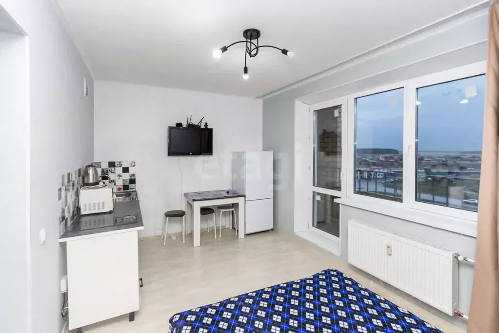 Студия Тюменская область, Тюмень Интернациональная ул., 199 (24.3 м) - Фото 0