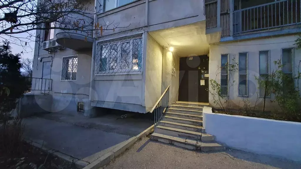 2-к. квартира, 55 м, 1/17 эт. - Фото 0