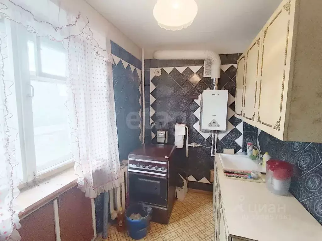 2-к кв. Белгородская область, Алексеевка ул. Ватутина, 5А (40.6 м) - Фото 1