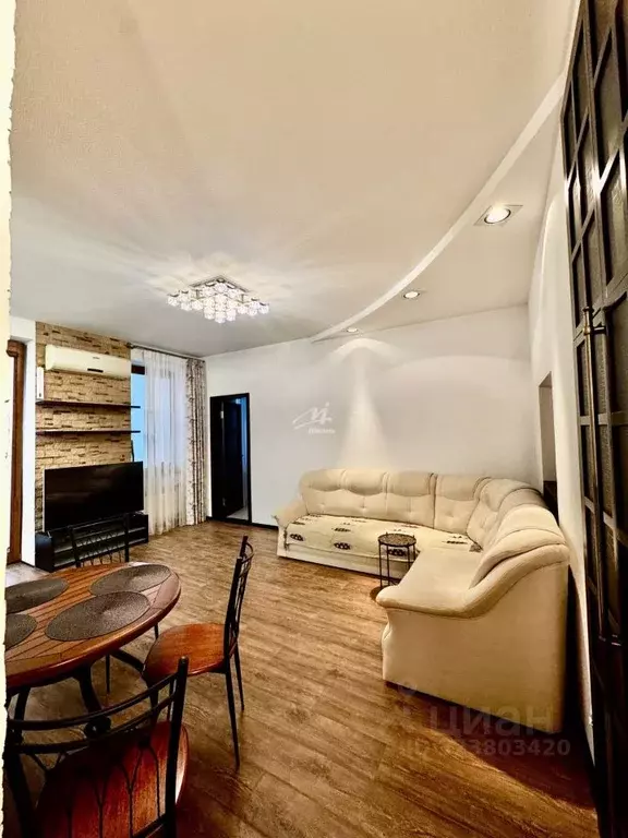 2-к кв. Севастополь ул. Матвея Воронина, 5 (60.0 м) - Фото 1