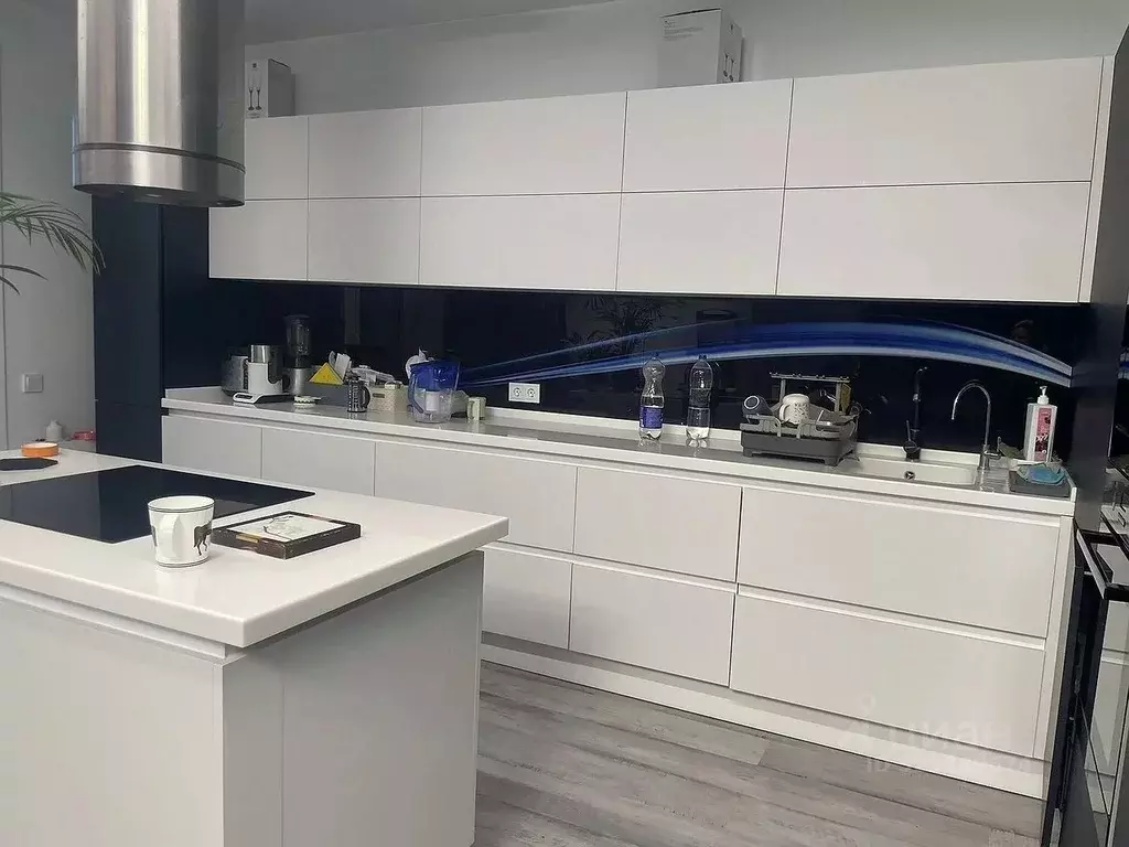 3-к кв. Тюменская область, Тюмень ул. Мельникайте, 30 (106.7 м) - Фото 2